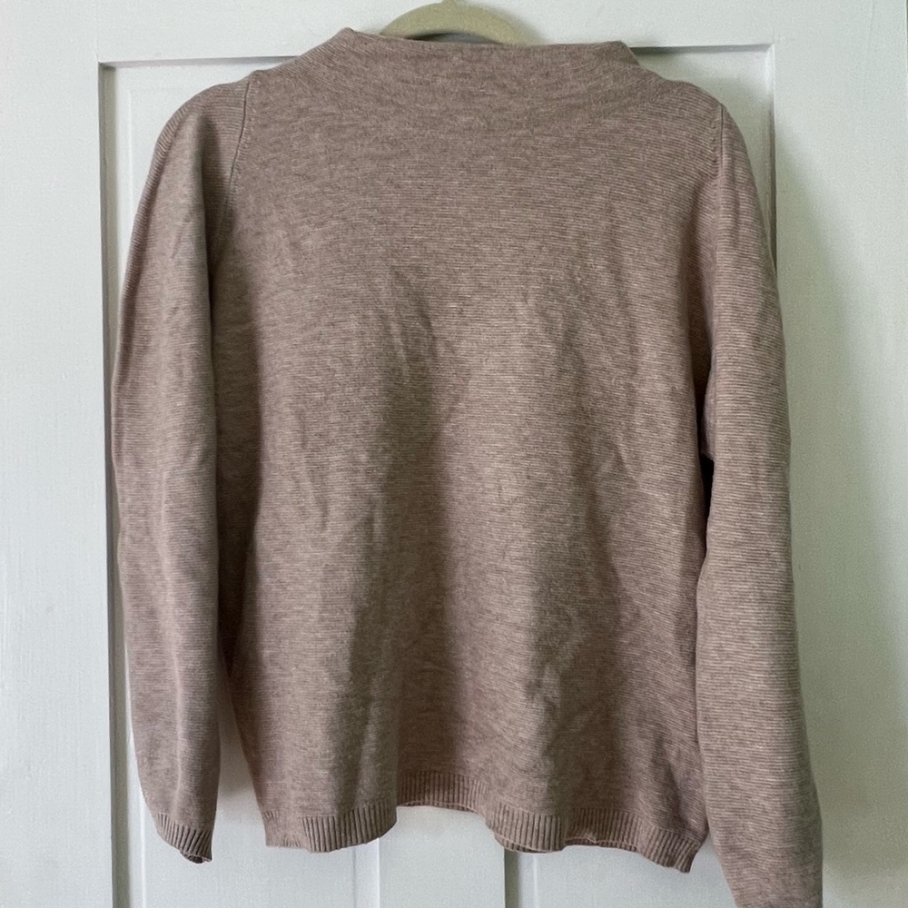 Classic Women’s Crewneck Sweater in Light Taupe